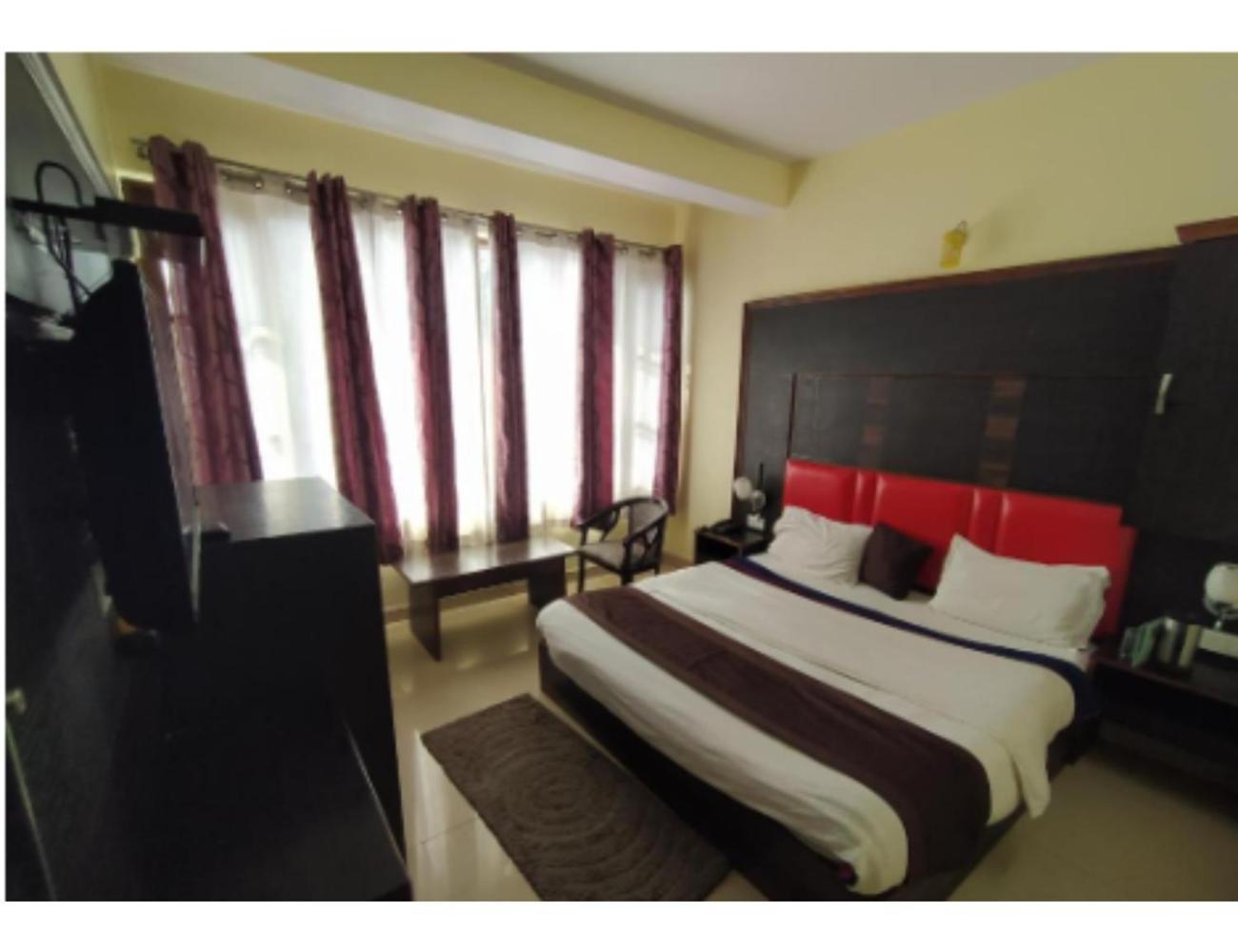 Hotel Super Mall Residency, Масурі Екстер'єр фото